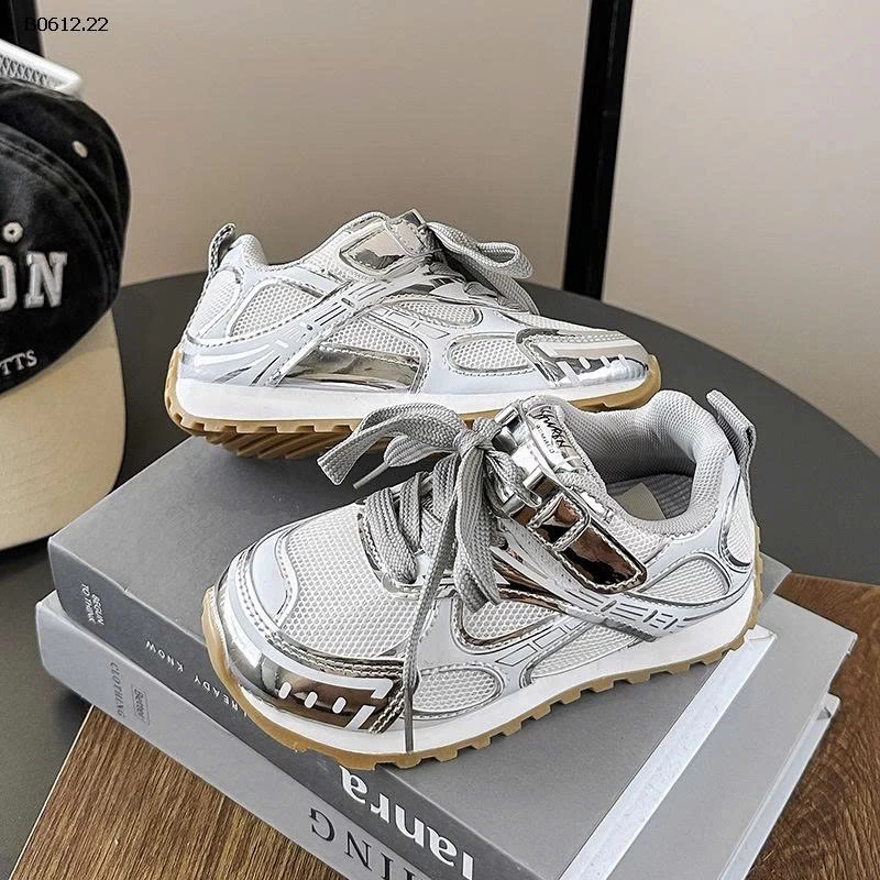 GIÀY THỂ THAO CHO BÉ-sỉ Sz 26-30 : 177k            Sz 31-36 : 187k 