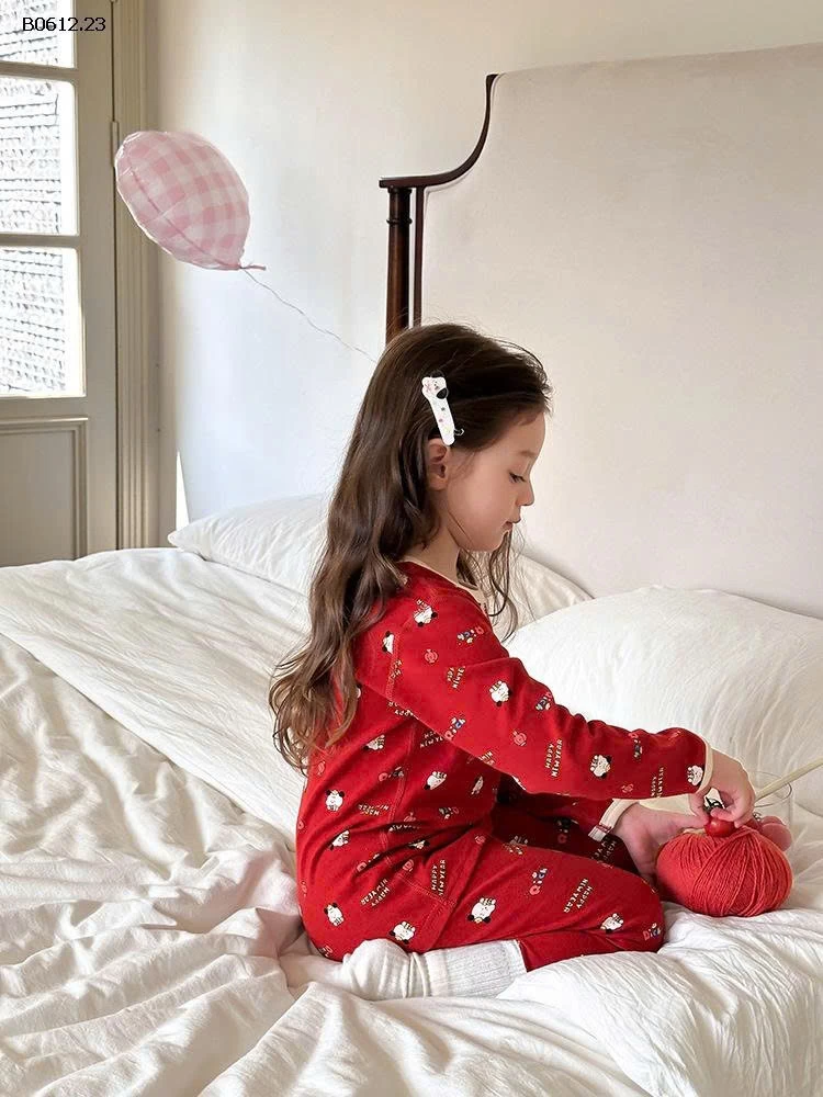 BỘ TONE ĐỎ Hãng AMBB.Kids -sỉ Sz 90-150 : 138k                      160 : 159k