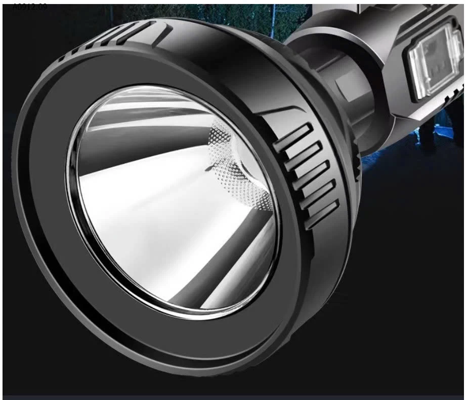 Đèn pin chất lượng cao X9-sỉ 80k