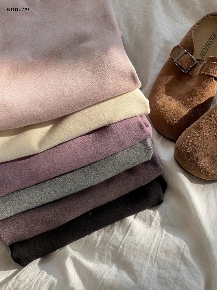 Áo giữ nhiệt cổ 3P Ambb kids-sỉ Sz 90-150 : 85k/1c               160-170 : 105k/1c