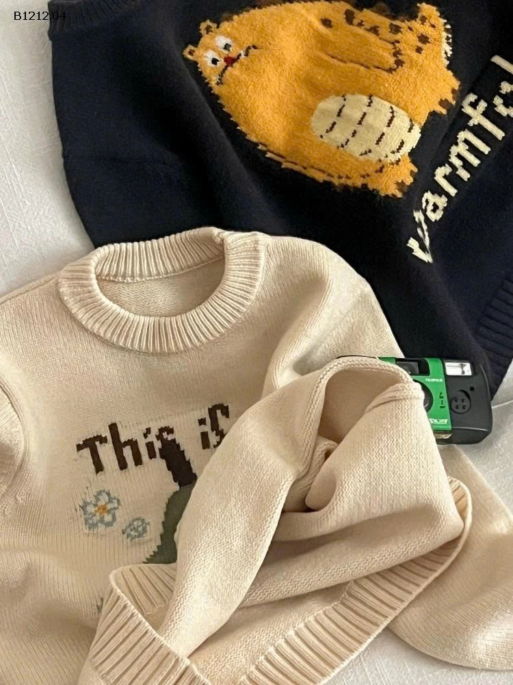 ÁO LEN CỔ TRÒN HỌA TIẾT BG AMBB-sỉ Sz 90-150 : 190k                  Sz 160 : 210k 