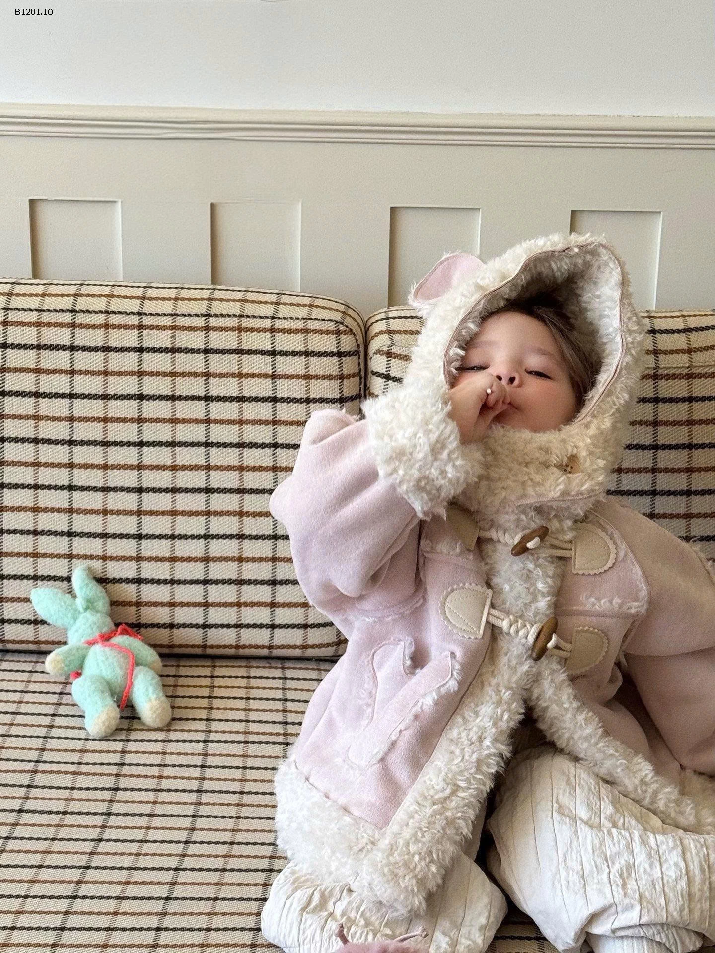 ÁO KHOÁC DA LỘN HỒNG CÚC GỖ-Giá sỉ 365k