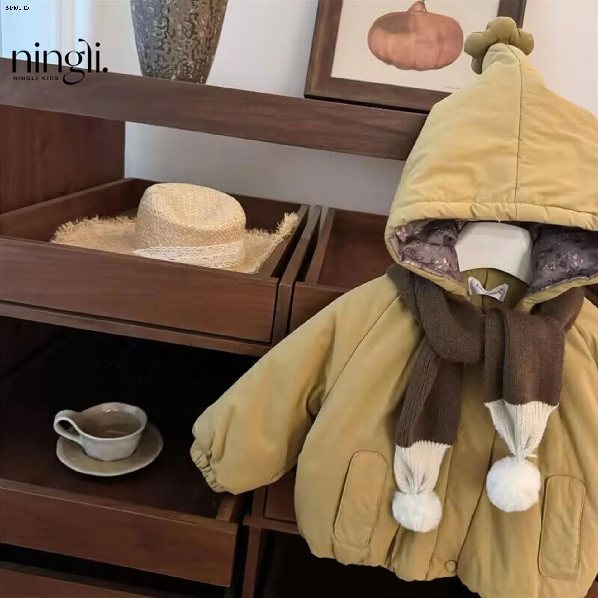 ÁO KHOÁC KÈM KHĂN BG - sỉ 305k