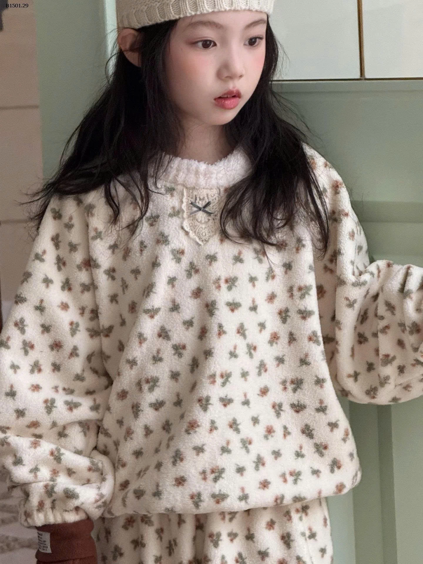 BỘ LÔNG MỀM TRẺ EM-Giá sỉ  Size 100-110-120: #145k/set Size 130-140-150: #165k/ set  Size 160-170: #185k/ set 