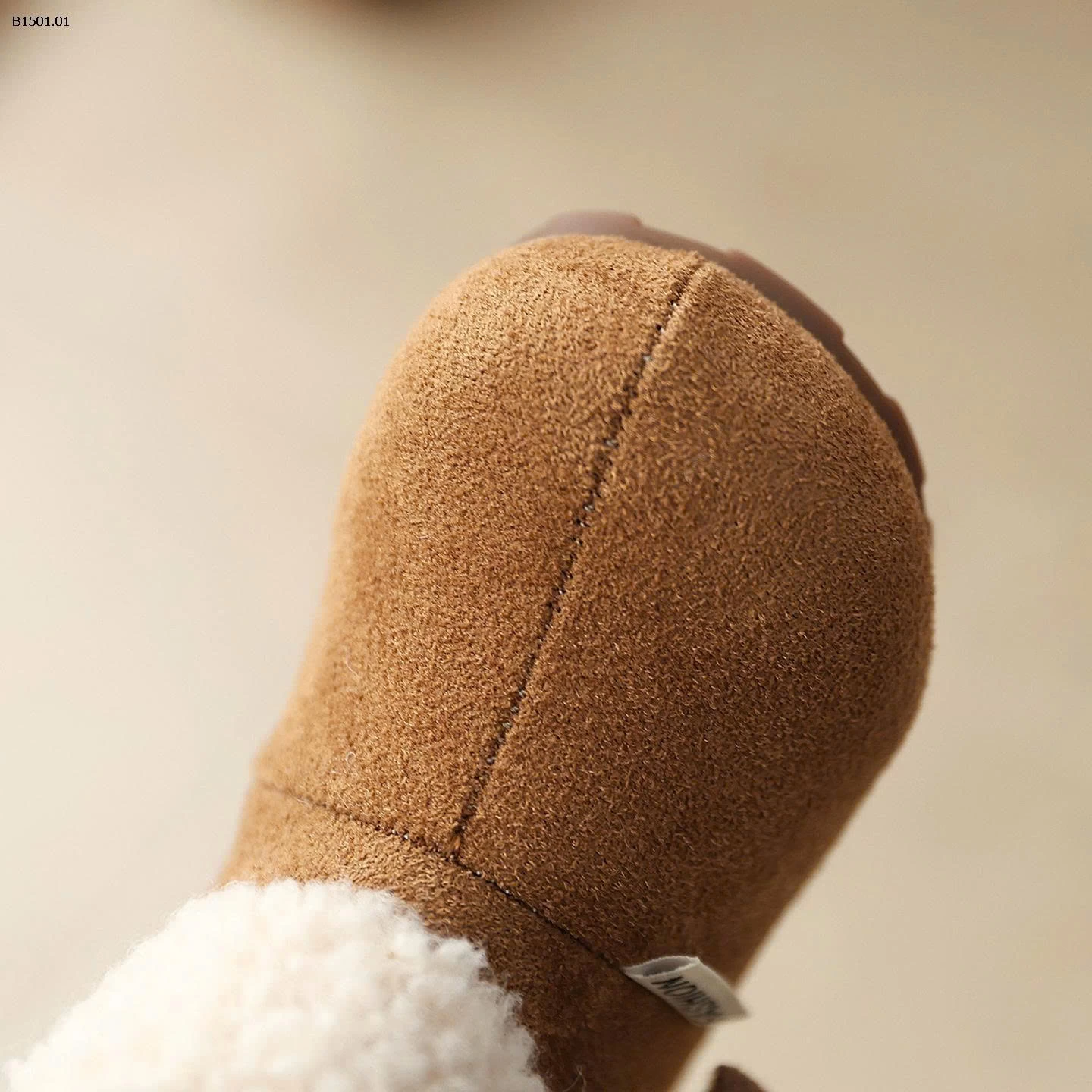 BOOT LÔNG CỪU KITTY-Giá sỉ sz 21-25 giá 168k  sz 26-30 giá 178k  sz 31-33: 189k 