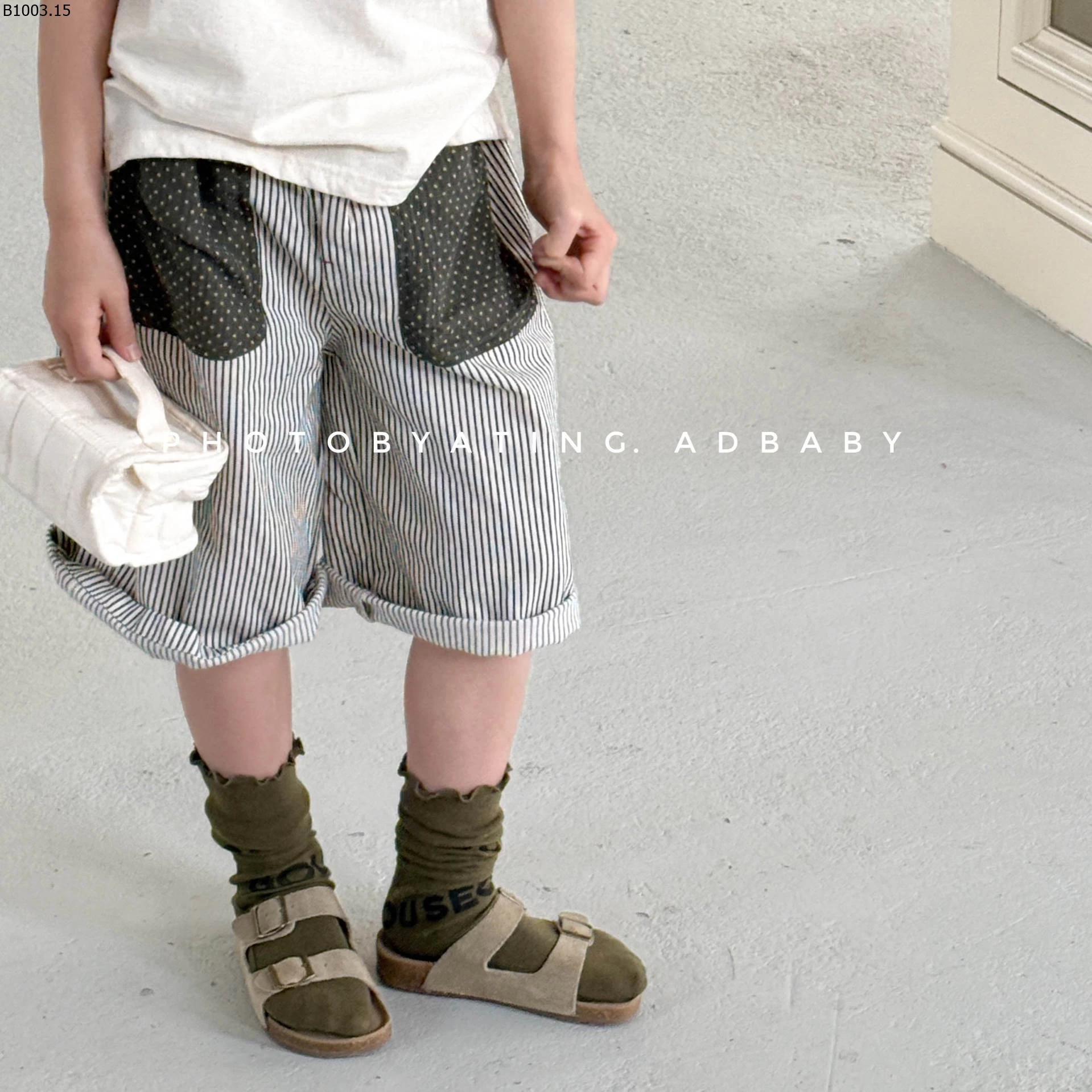 QUẦN SHOT MIDI KẺ SỌC 26070 Giá sỉ 173k