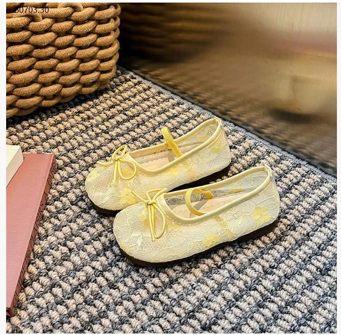 GIÀY BÚP BÊ LƯỚI THÊU BÉ GÁI-Giá sỉ sz 21-25 giá 119k sz 26-30 giá 129 sz 31-34 giá 139k