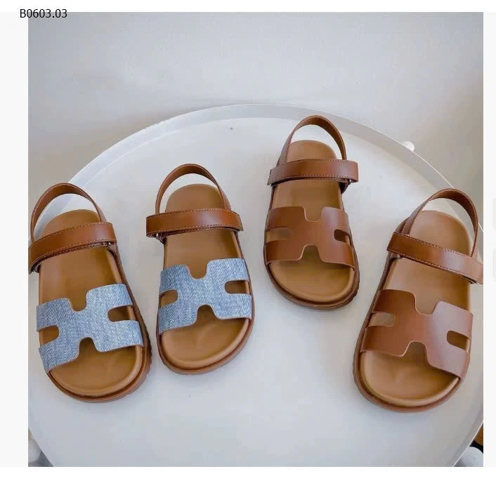 Dép xăng đan cho bé -Giá sỉ sz 26-30: 139k sz 31-36: 149k