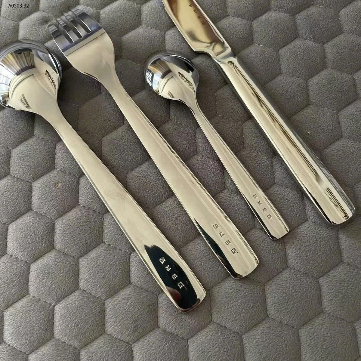 Bộ dao muỗng nĩa SMEG- sỉ 95k/bộ