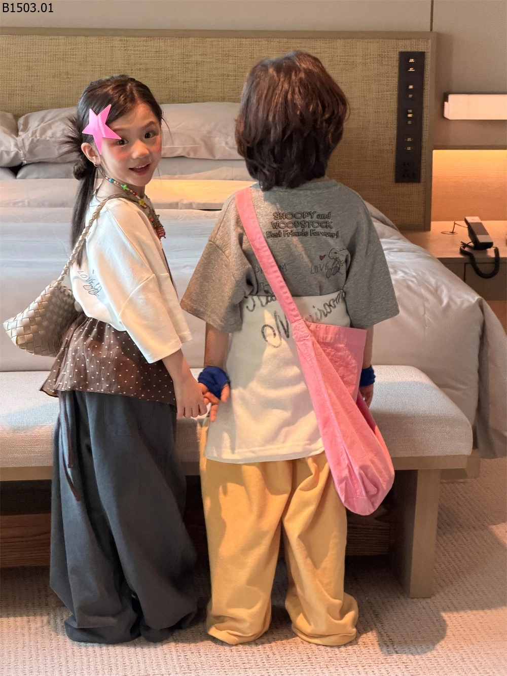 ÁO THUN CỘC TAY HỌA TIẾT COUPLE Giá sỉ 148k