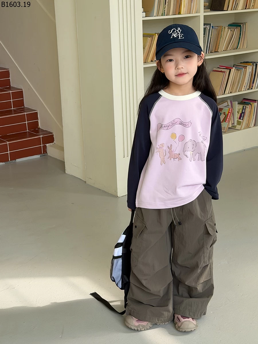 Áo thun dài tay raglan in hình NHÀ AMBB giá sỉ sz 100-150 : 152k sz 160 : 165k sz 170 : 179k