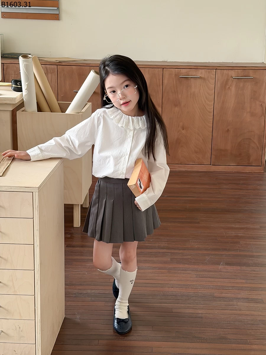 Áo sơ mi kiểu dáng đồng phục học sinh Elmo cho bé gái NHÀ AMBB giá sỉ sz 100-150 : 160k sz 160 : 173k sz 170 : 186k