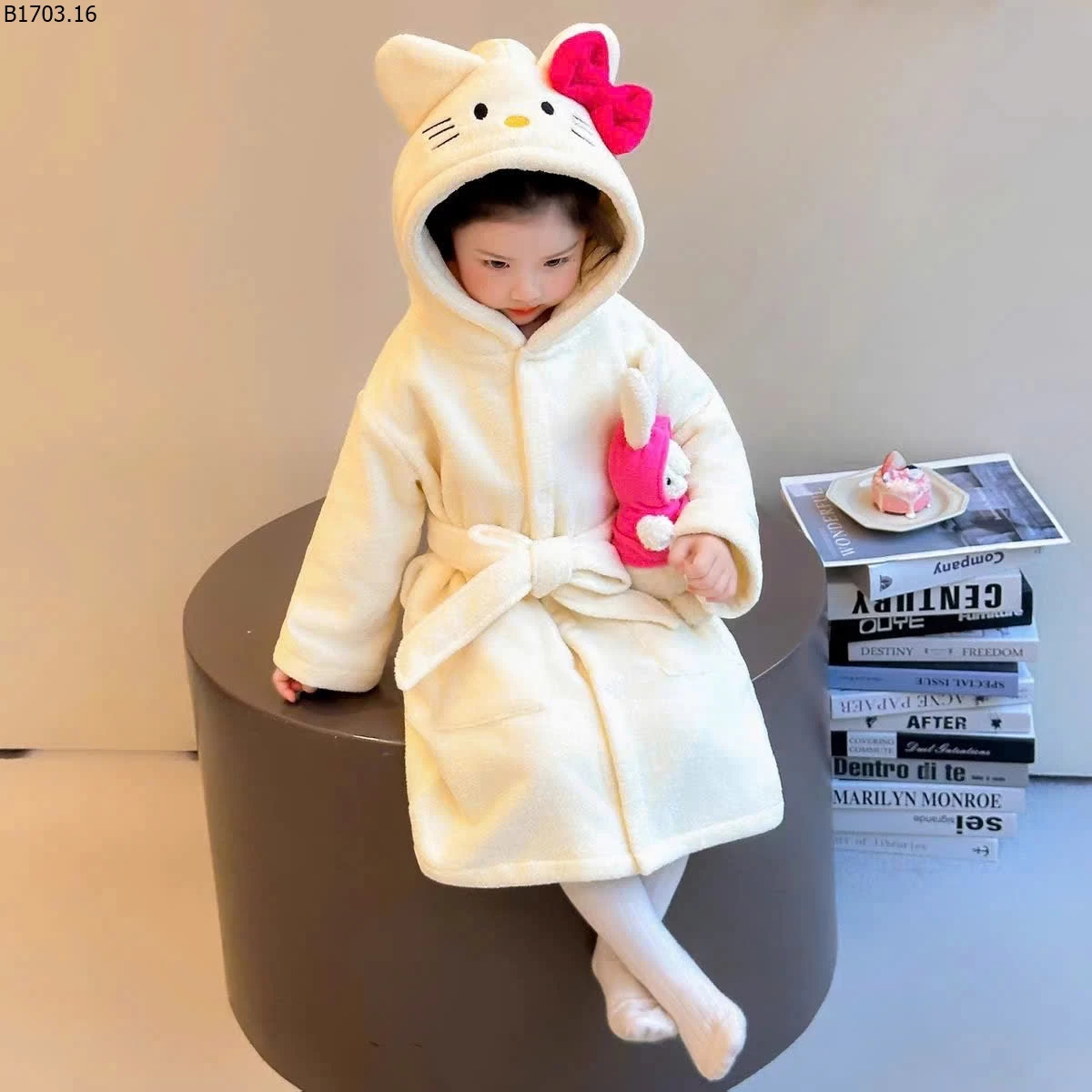 ÁO CHOÀNG TẮM KITTY CHO BG sỉ 130k
