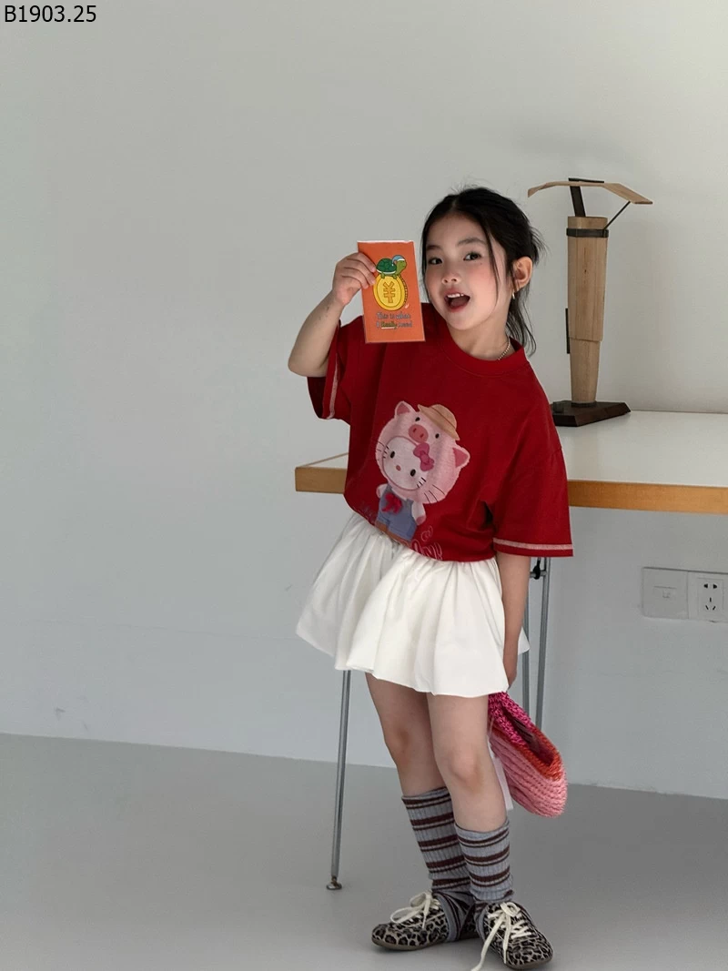 SET ÁO KITTY ĐỎ MIX VÁY BÍ TRẮNG giá sỉ áo --- G.i.á 174k váy --- G.i.á 214k