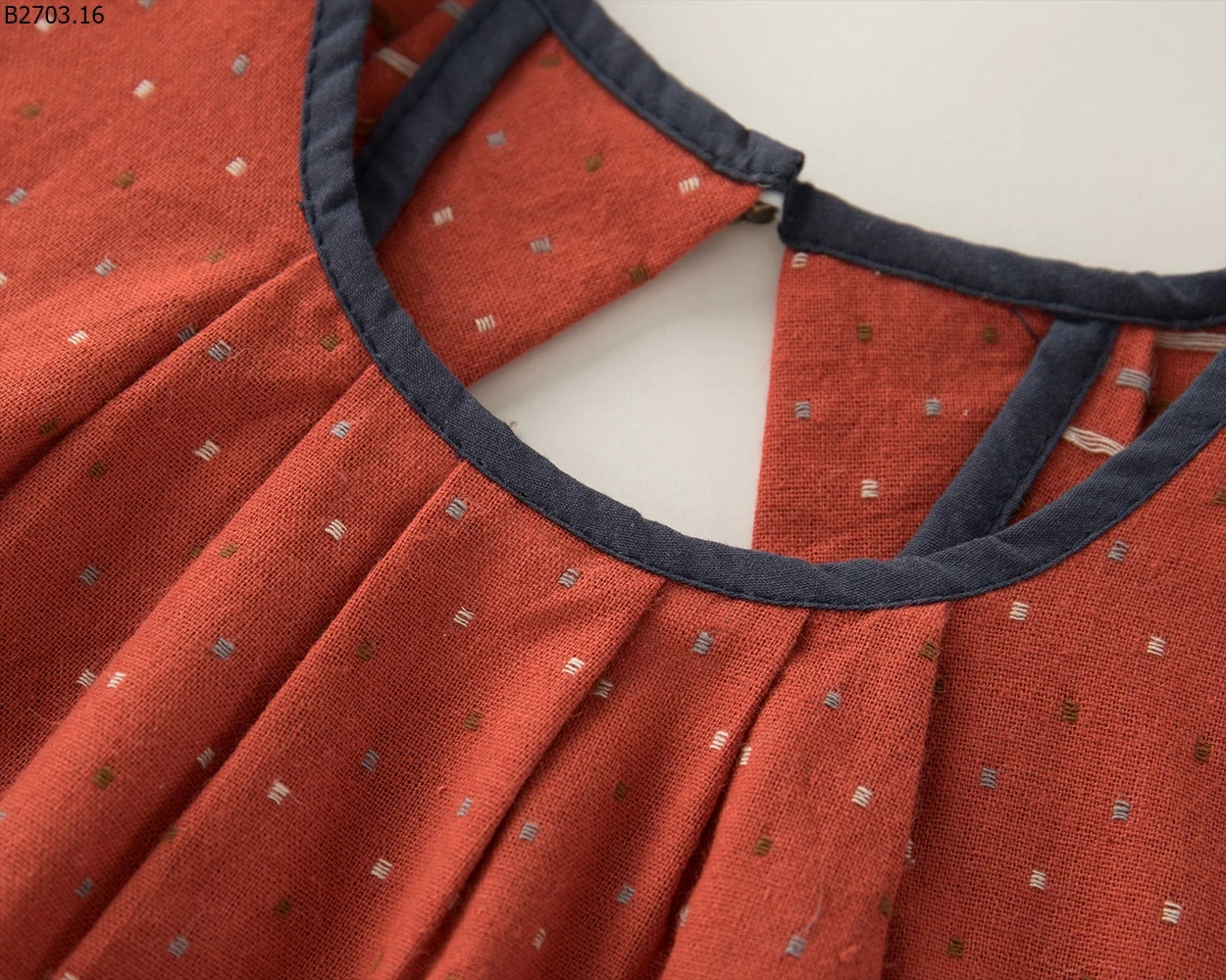 SET ĐỒ MÀU ĐỎ DÀNH CHO BÉ GÁI NHÀ MODEE si -137k