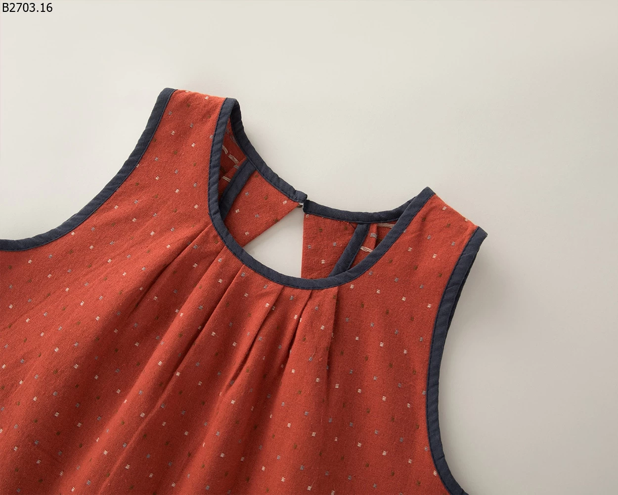 SET ĐỒ MÀU ĐỎ DÀNH CHO BÉ GÁI NHÀ MODEE si -137k