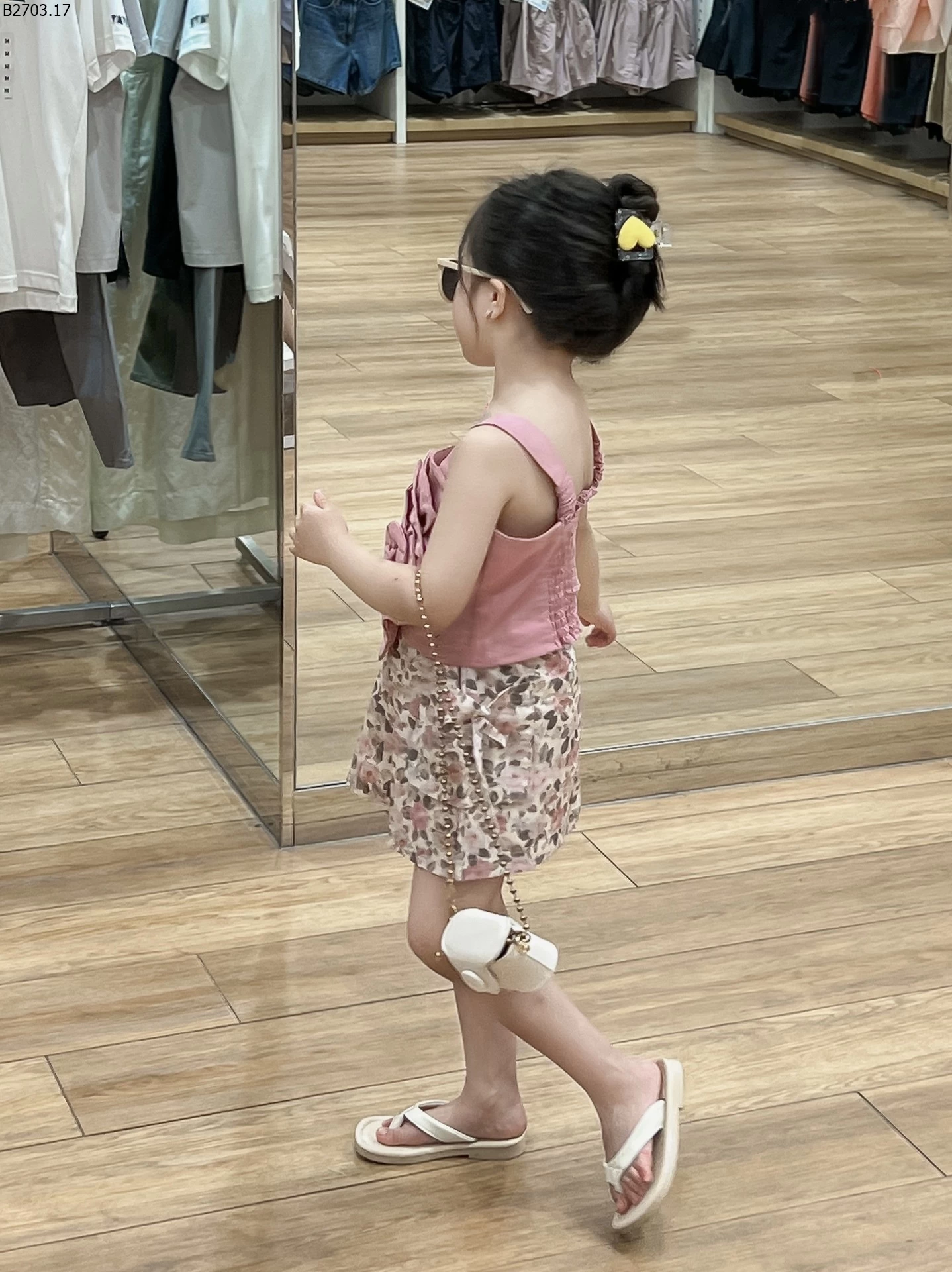 SET 2 DÂY HOA CHO BÉ GÁI gia si áo : 155k quần : 158k