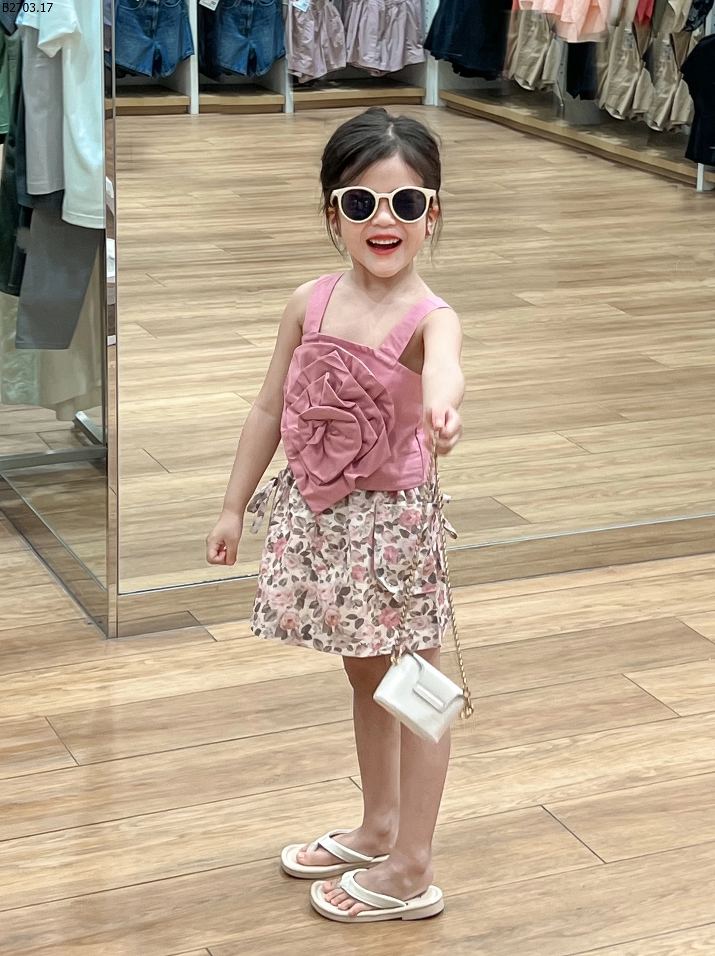 SET 2 DÂY HOA CHO BÉ GÁI gia si áo : 155k quần : 158k