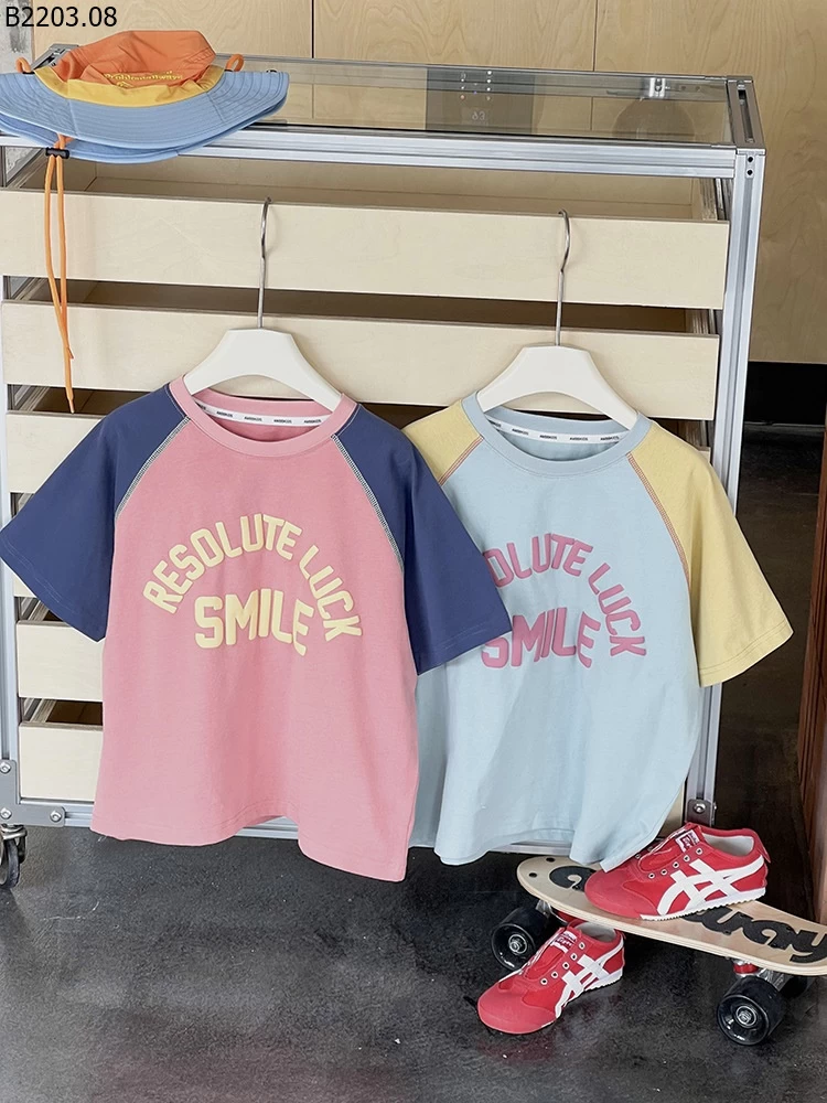 Áo thun tay raglan in chữ Elmo Baby gia si sz 90-150--- G.i.á 112k sz 160--- G.i.á 123k